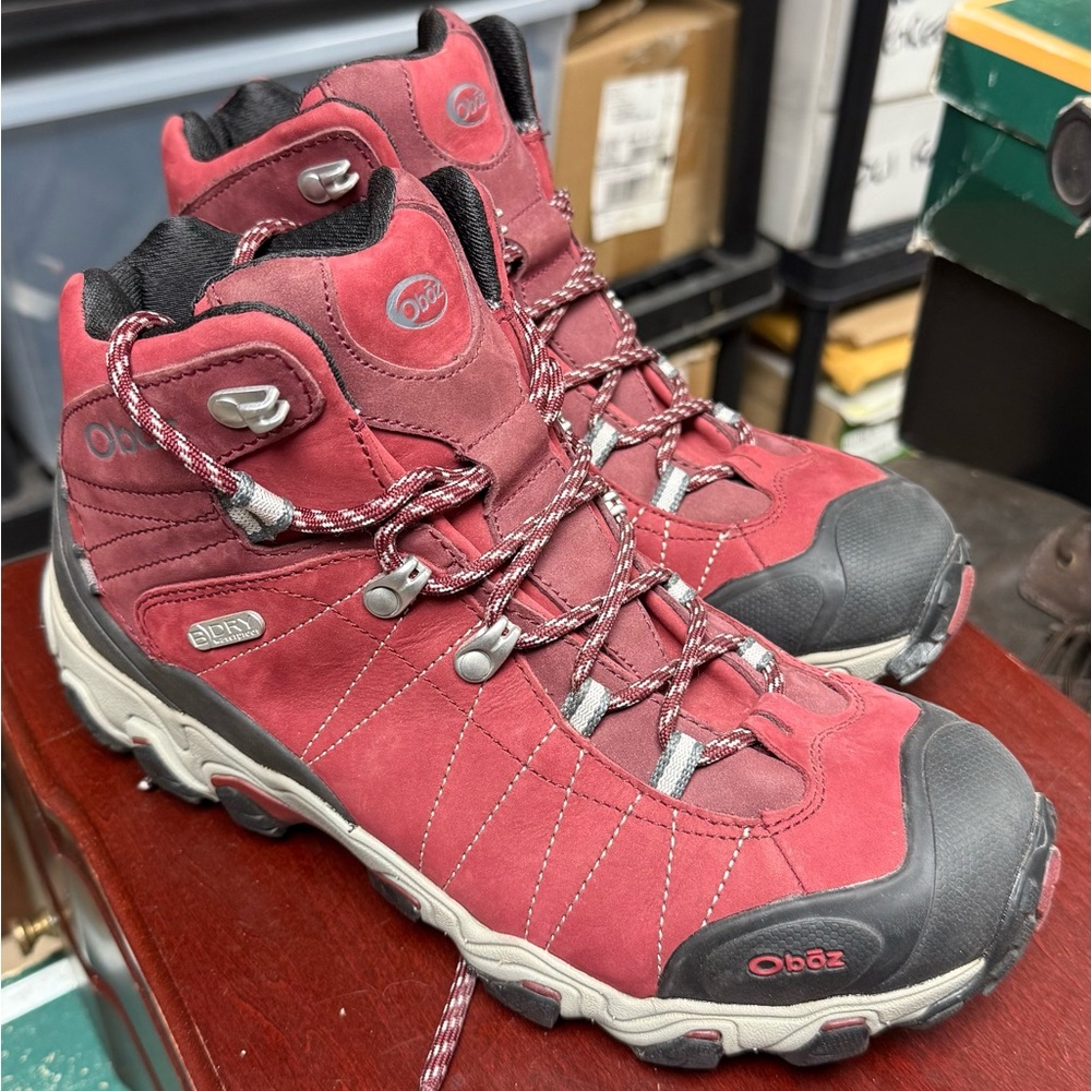 Obus Red Lace Up Hiking Boots